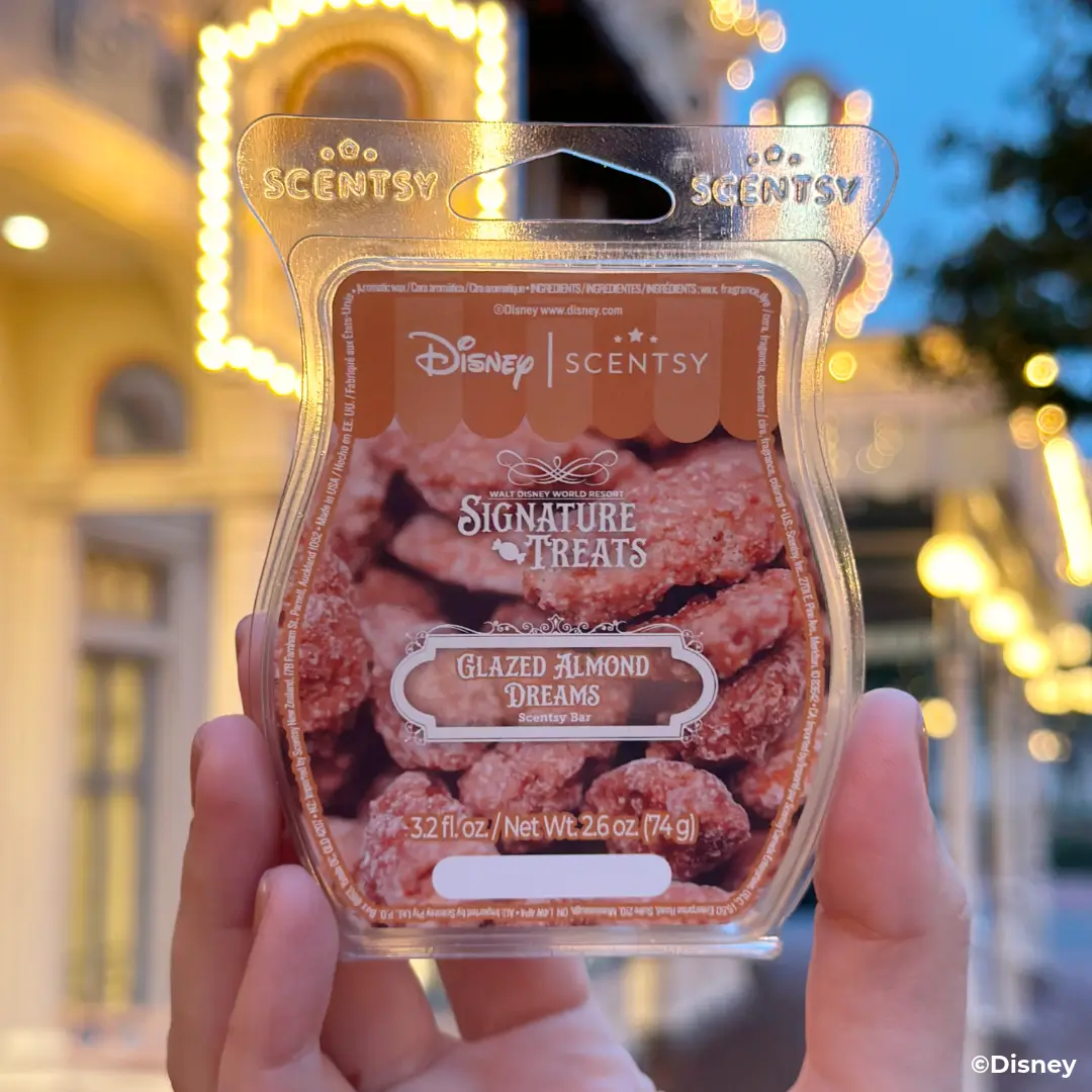 Walt Disney World Resort Signature Treats Scentsy Wax Collection