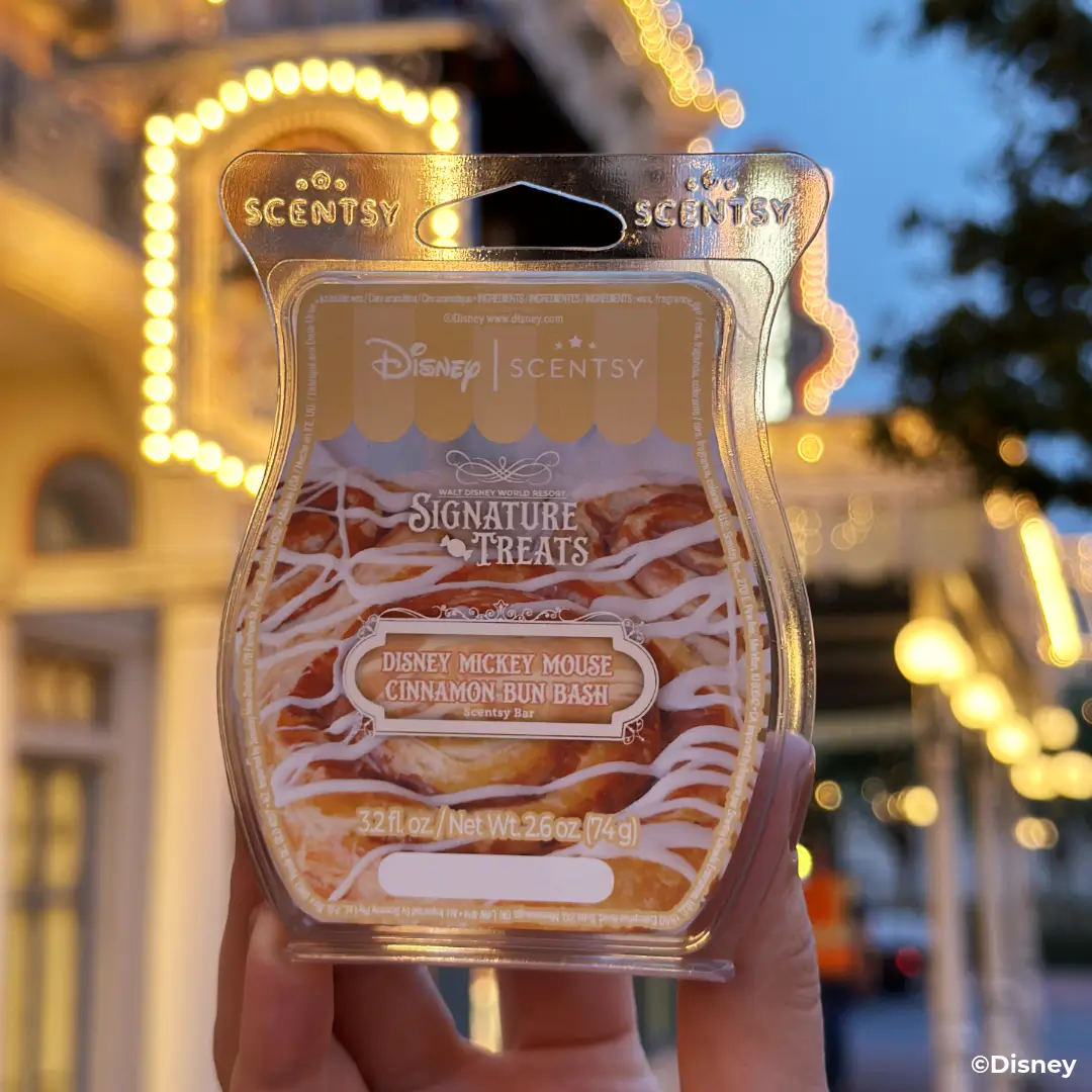 Walt Disney World Resort Signature Treats Scentsy Wax Collection