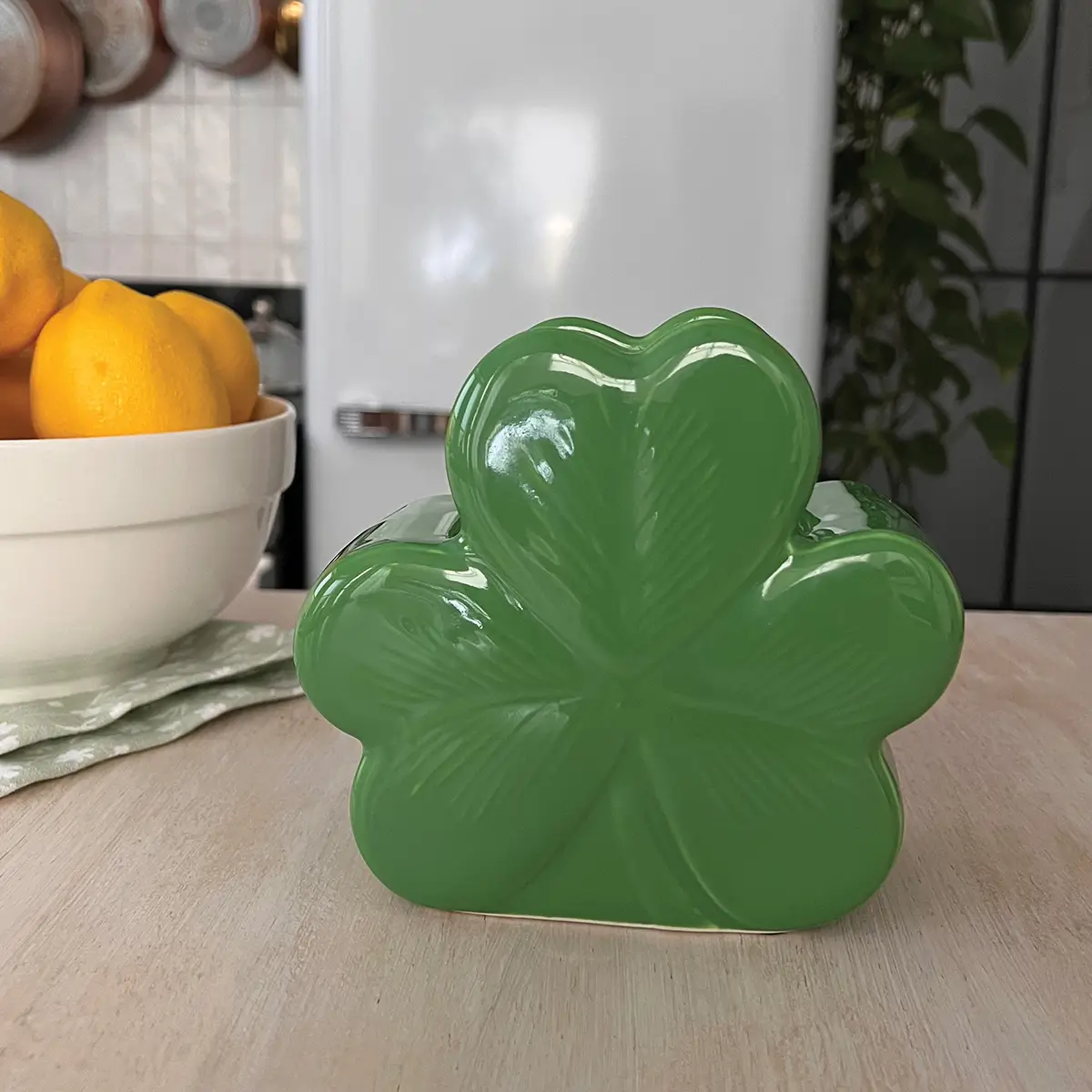 Scentsy February 2025 Warmer of the Month - Clover Me Irish + Luck of the Rainbow