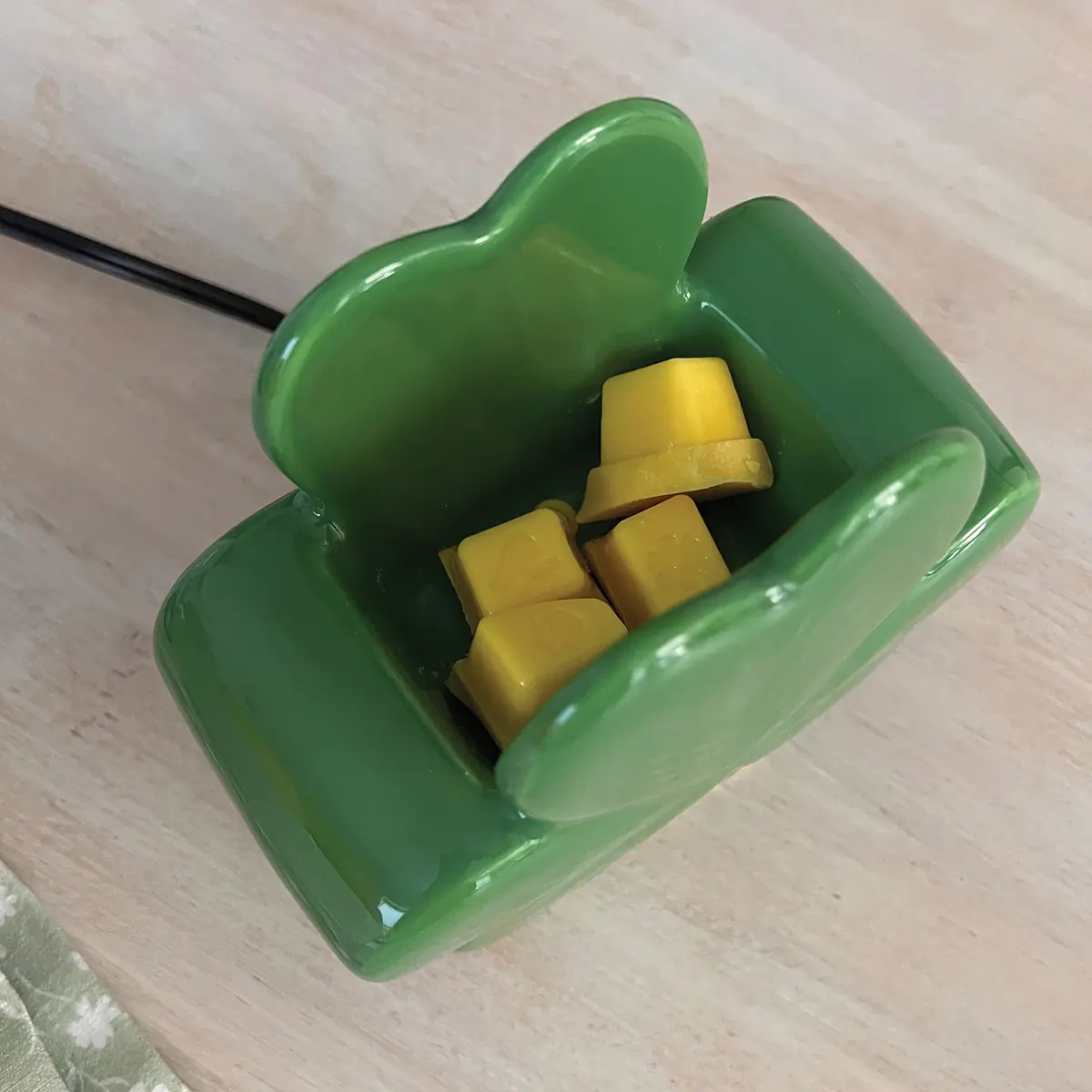 Scentsy February 2025 Warmer of the Month - Clover Me Irish + Luck of the Rainbow