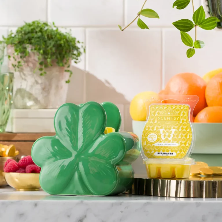 Scentsy February 2025 Warmer of the Month - Clover Me Irish + Luck of the Rainbow