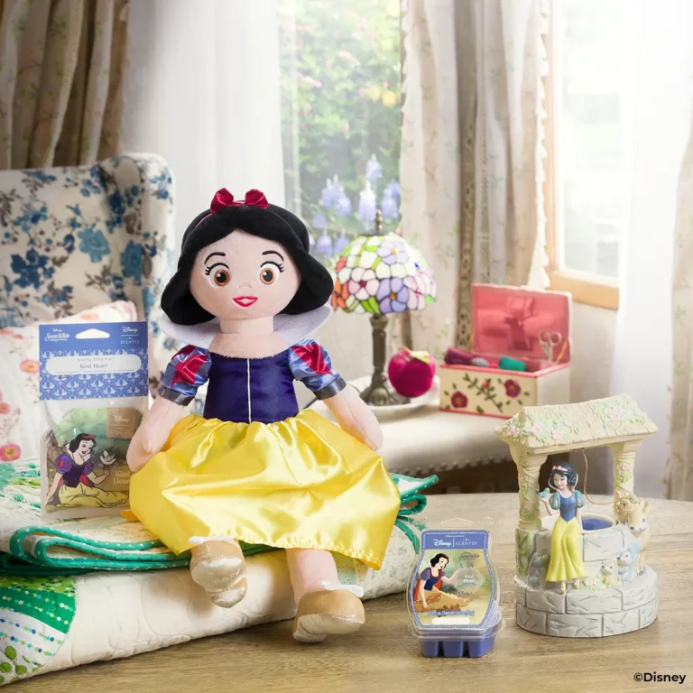Scentsy Snow White 2025 Collection | Leaving 5/31