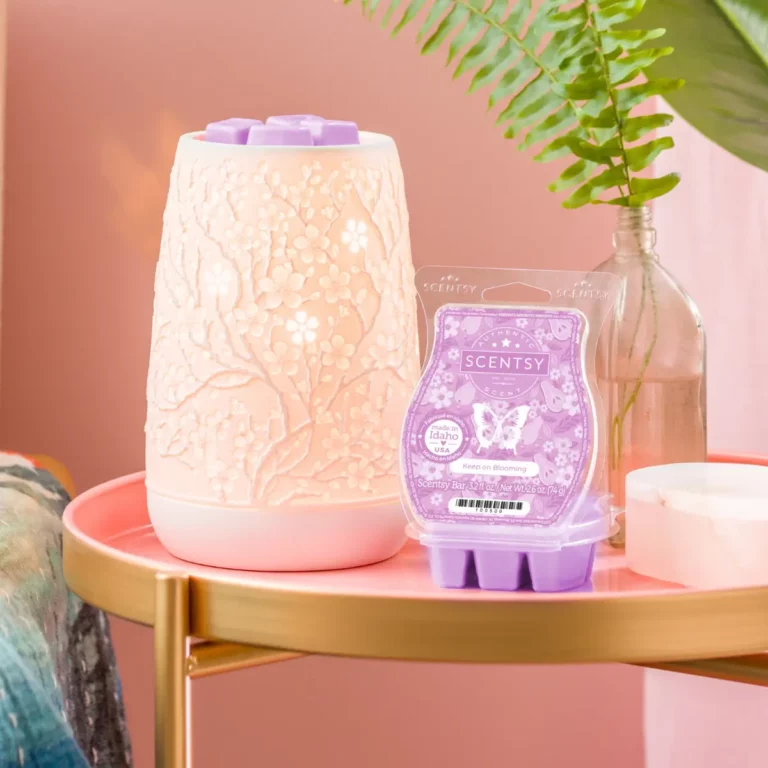 Scentsy April 2025 Warmer of the Month - Sakura Cherry Blossom & Keep on Blooming