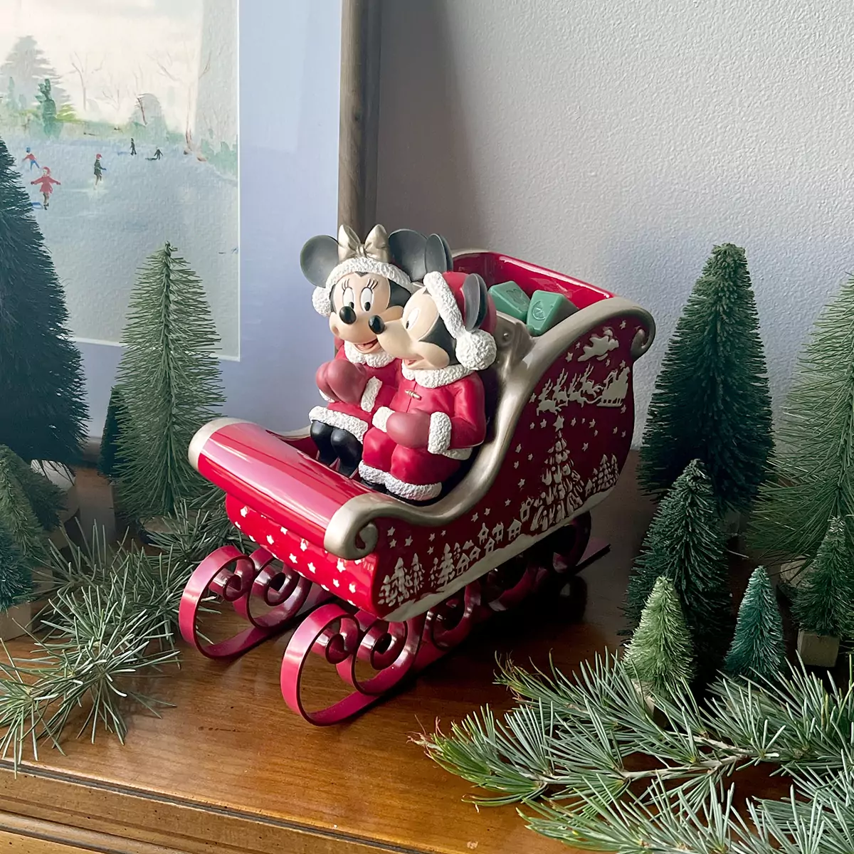 Christmas with Disney Mickey & Minnie Sleigh Scentsy Warmer
